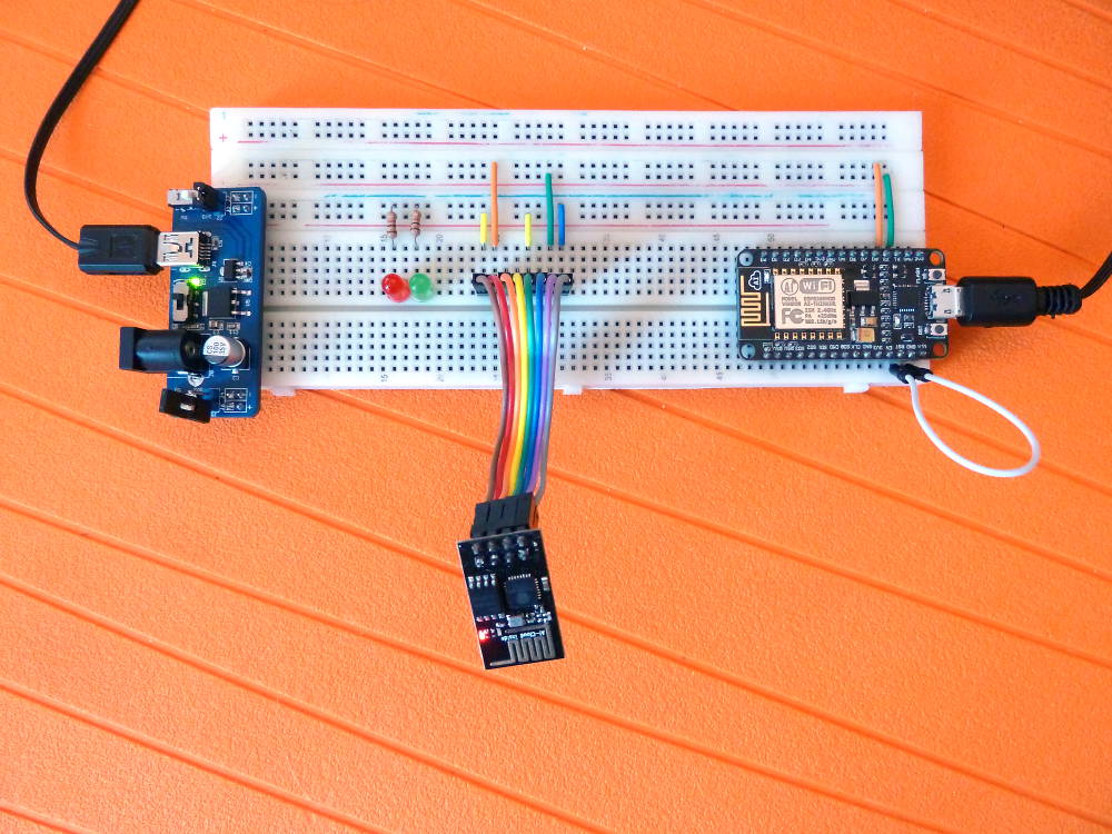 ESP8266-01 brochage